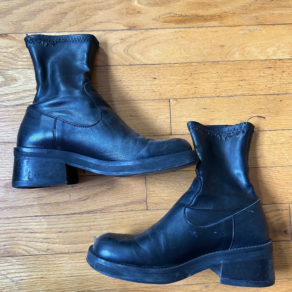 Miista E8 Black Leather Ankle Boots.